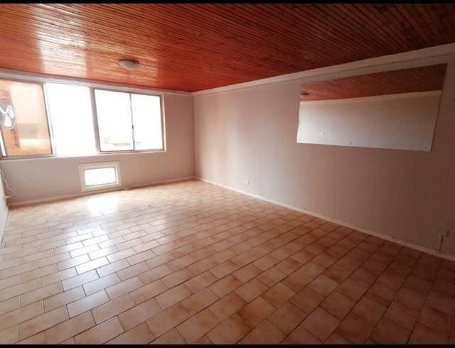 4 BEDROOM APARTMENT TO LET IN SOUTH BEACH